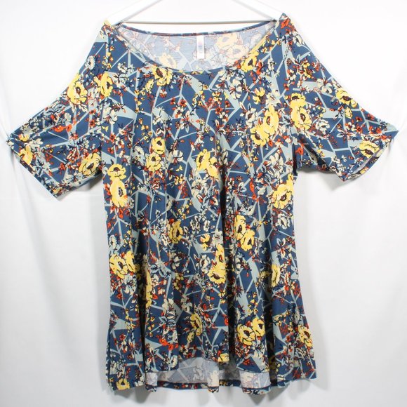 LuLaRoe Tops - LulaRoe Floral Flower T Shirt Top Short Sleeve 3X